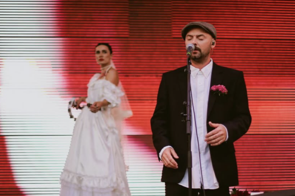 Автор хіта “Танцюй зі мною повільно” у комі: що варто знати про Михайла Клименка