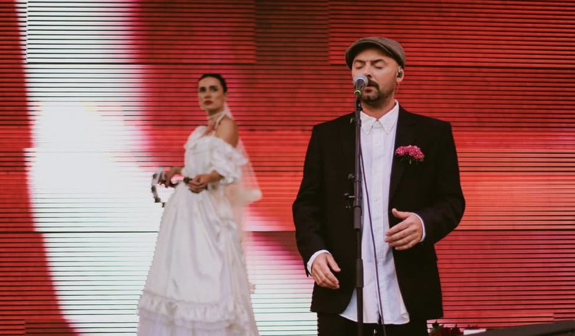 Автор хіта “Танцюй зі мною повільно” у комі: що варто знати про Михайла Клименка