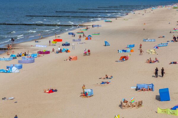 Курорт у Польщі, де море прогрівається до комфортних 22 градусів