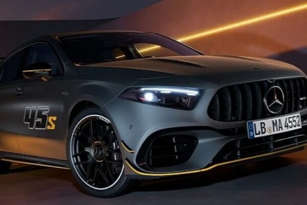 Mercedes-AMG представив прощальну версію свого найпотужнішого A 45 S 4Matic