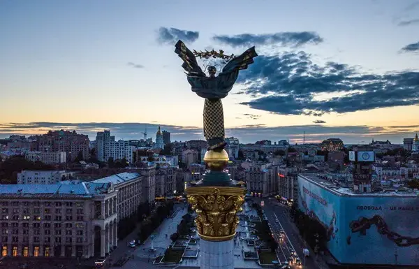 Сім цікавих подій у Києві 1-2 серпня: виставка живопису, стендап, концерти та сімейне шоу