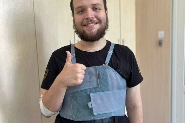 Зупинили всі органи на 75 хвилин: у Львові хірурги врятували американського бійця ЗСУ