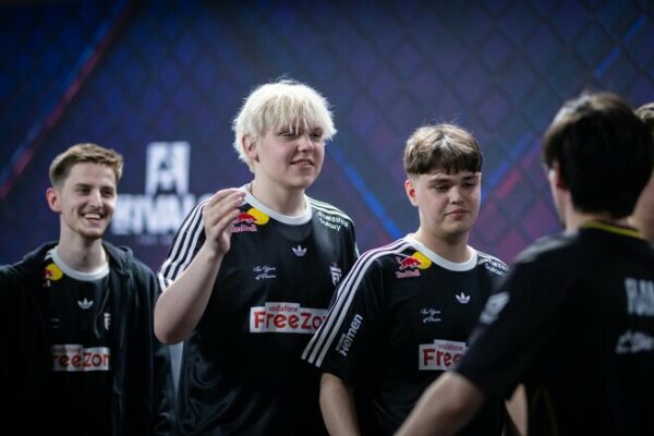 FUT – TYLOO. EWC з CS2. Група C. Дивитись онлайн. LIVE трансляція