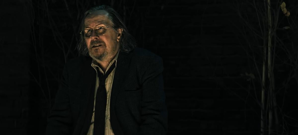Вийшов трейлер 6 сезону шпигунського серіалу "Кульгаві коні" з Гері Олдменом