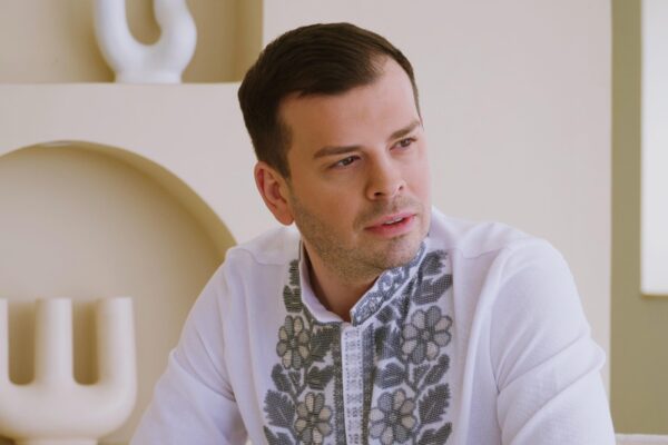 «Скільки буду жити — прославлятиму наш край»: Андрій Князь через 18 років дав нове життя пісні «Моя країна»