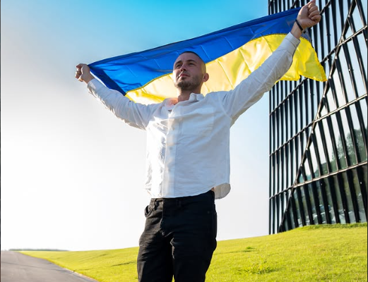 Президент України Володимир Зеленський відзначив державними нагородами українських артистів з нагоди Дня Незалежності