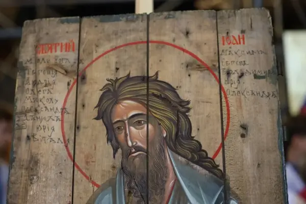 У Львові відкрилася виставка унікальних ікон, написаних на ящиках з-під набоїв